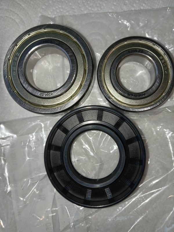 The Samsung Washing Machine Bearings and Seal Kit
