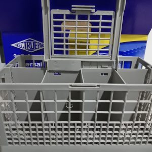 Compact dimensions: 240 mm x 135 mm x 120 mm Manufacturers' names and numbers are used for reference purposes only. These parts are in no way associated with the initial manufacturers parts