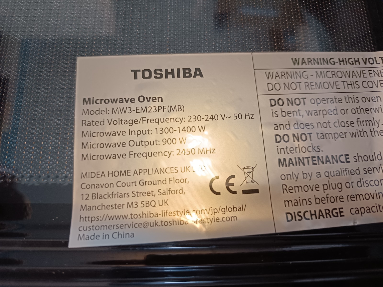 s-l1600-981.jpg Toshiba microwave oven label showing model MW3-EM23PF(MB) with input 1300–1400 W, output 900 W, and 2450 MHz frequency.